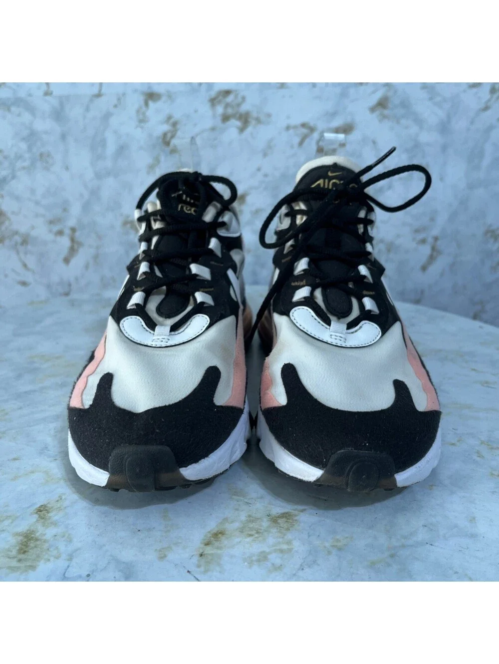 Nike Air Max 270 React Womens Size 9.5 Shoes White Pink Athletic Trainer Sneaker